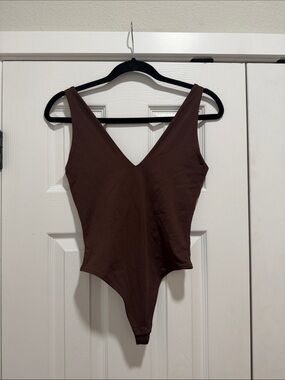 Babaton Contour Brown Bodysuit‎ Size Small